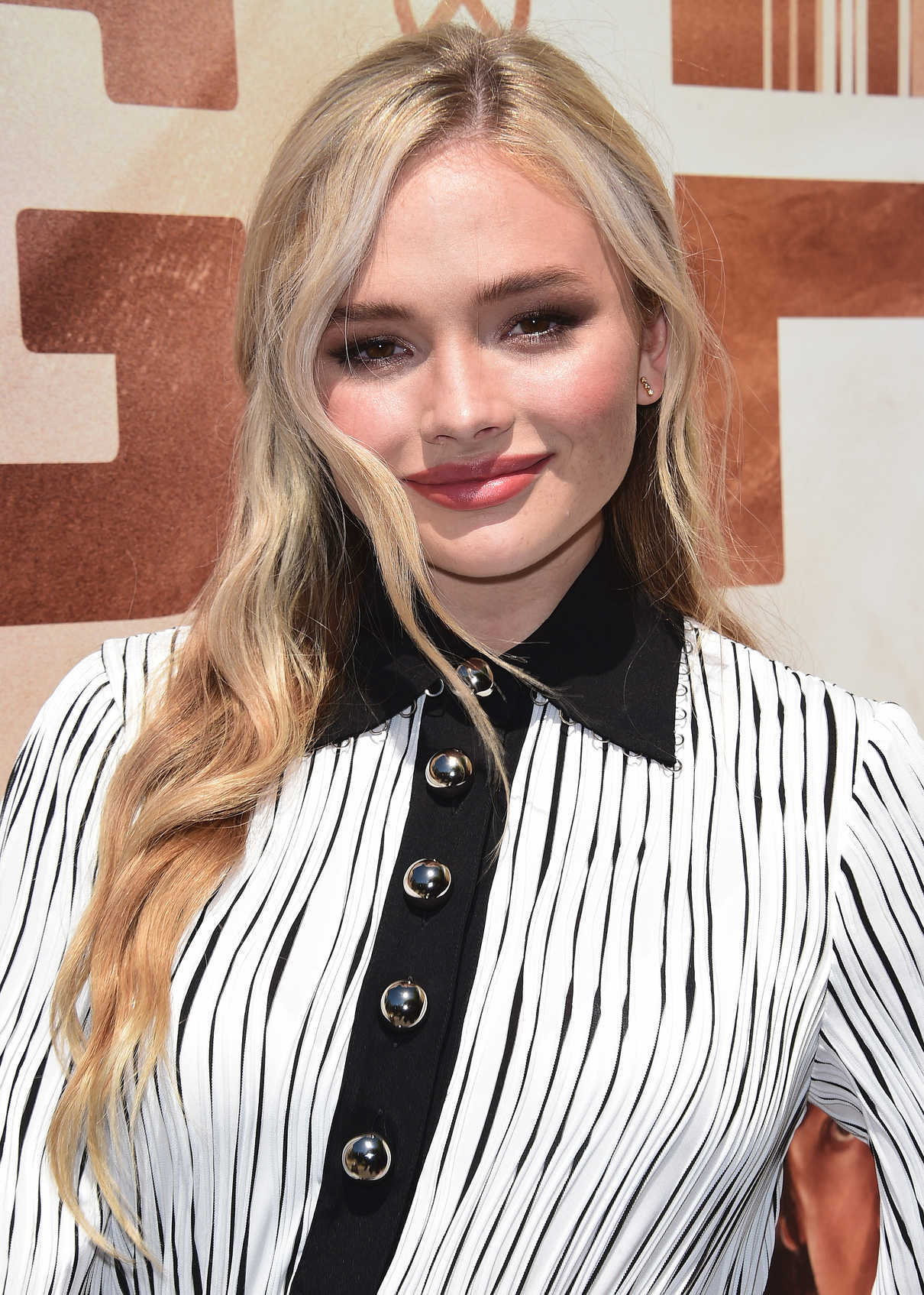 Natalie Alyn Lind at The Gifted Vending Machine Stunt at The Grove in LA 09/24/2017-4