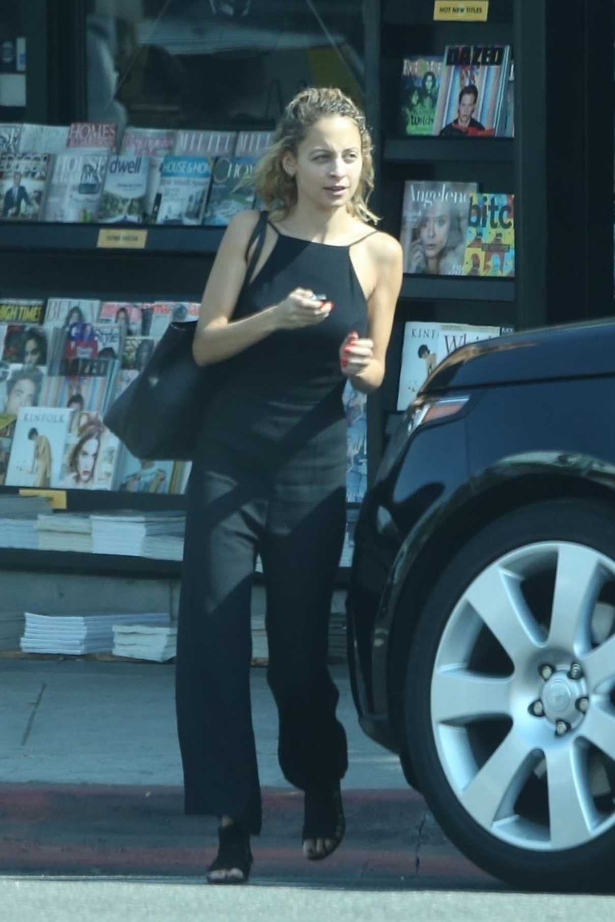 Nicole Richie Was Seen Out in West Hollywood 09/02/2017-2
