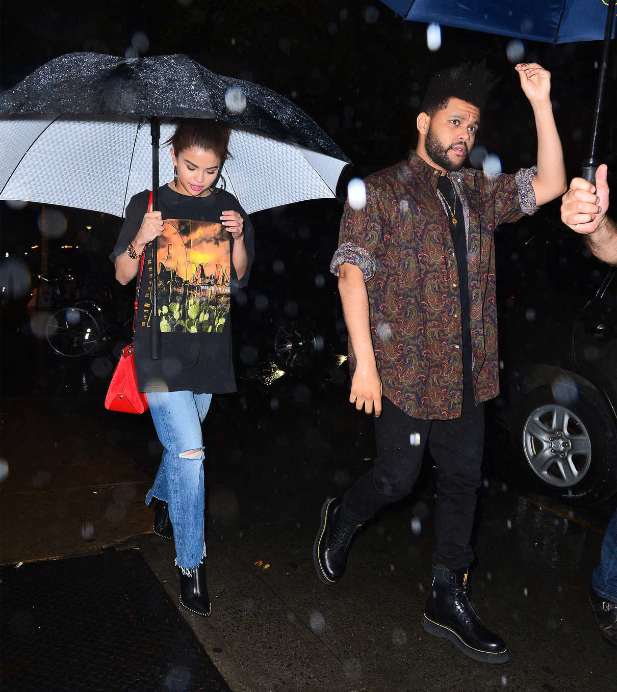 Selena Gomez Goes to Dinner Under the Rain With The Weeknd in NYC 09/02/2017-4