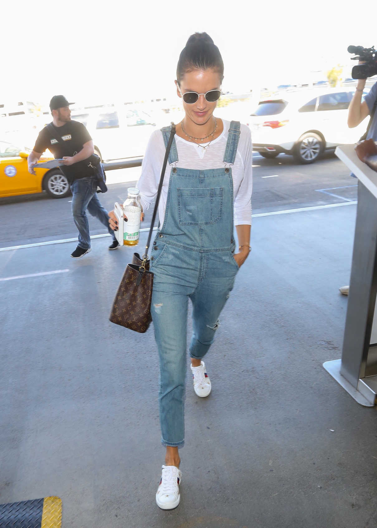 Alessandra Ambrosio Was Spotted at LAX Airport in LA 10/24/2017-3