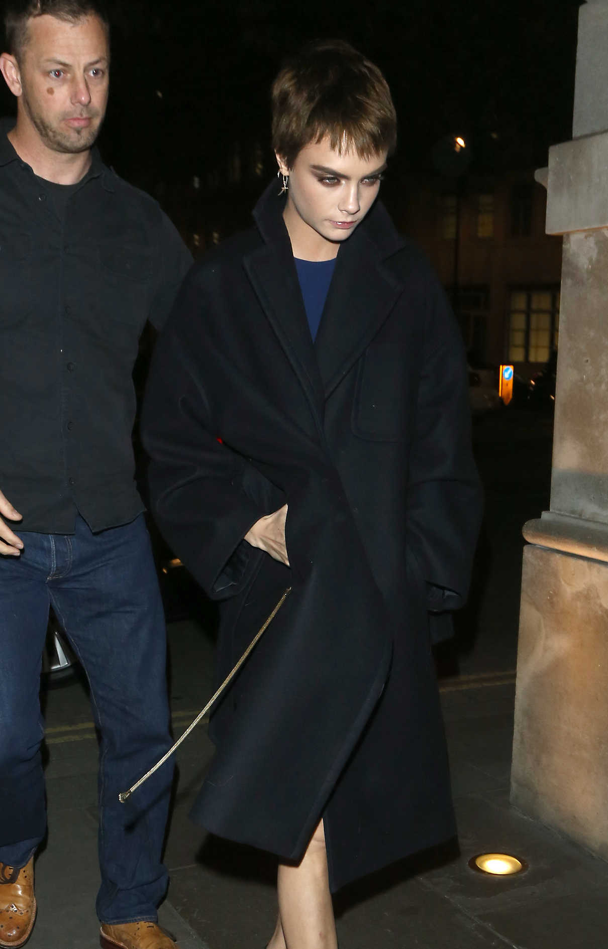 Cara Delevingne Leaves Her Book Signing at Waterstones in London 10/04/2017-4