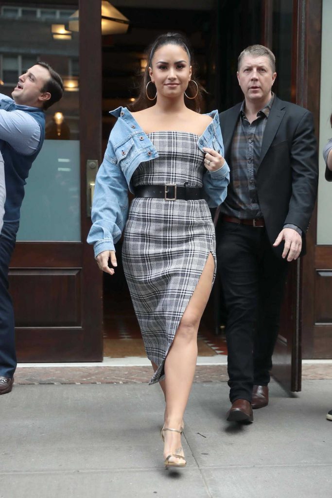 Demi Lovato Leaves Her Hotel in New York 09/29/2017-1