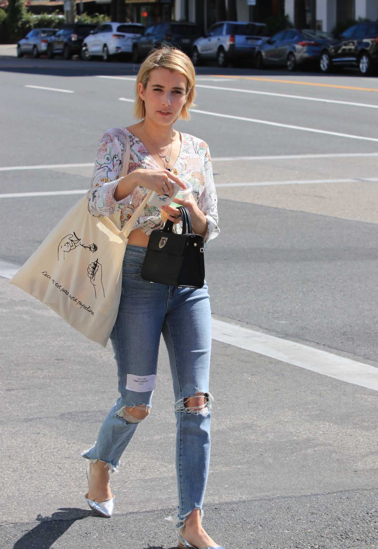 Emma Roberts Leaves an Office Building in LA 09/29/2017-5