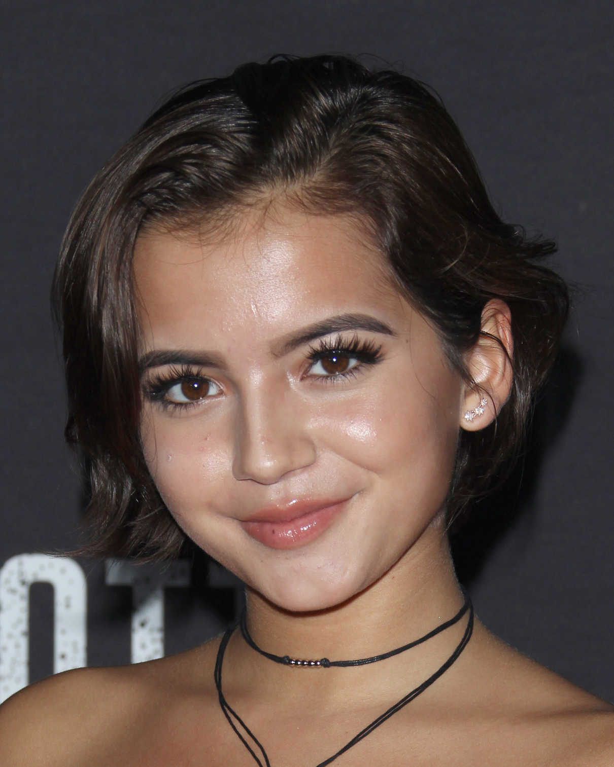 Isabela Moner at the Knott's Scary Farm Celebrity Night in Buena Park 09/29/2017-5