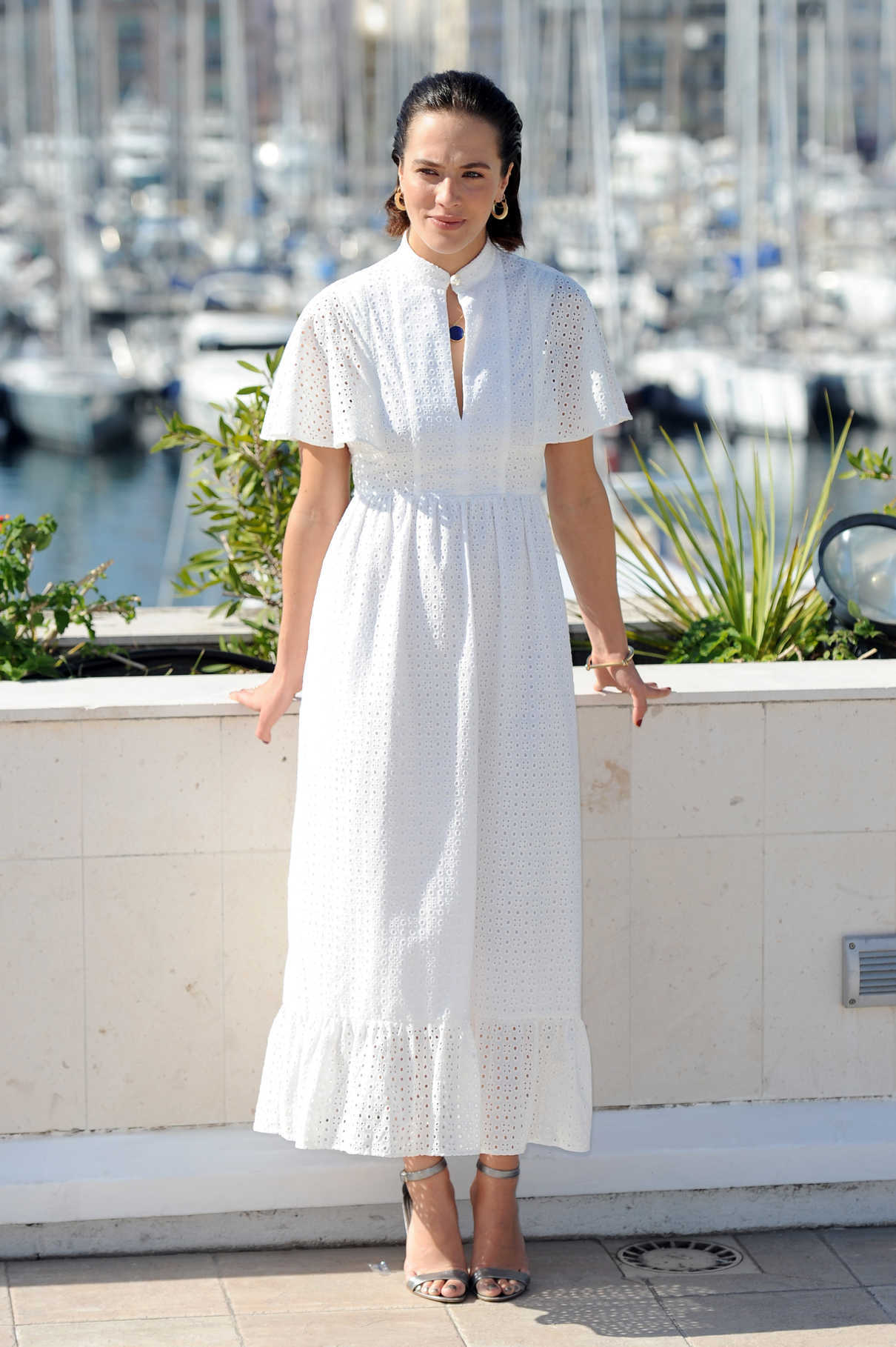 Jessica Brown Findlay at Harlots Photocall During 2017 MipCom in Cannes 10/16/2017-3