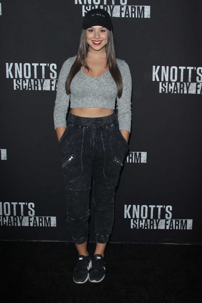 Kira Kosarin at the Knott's Scary Farm Celebrity Night in Buena Park 09/29/2017-1