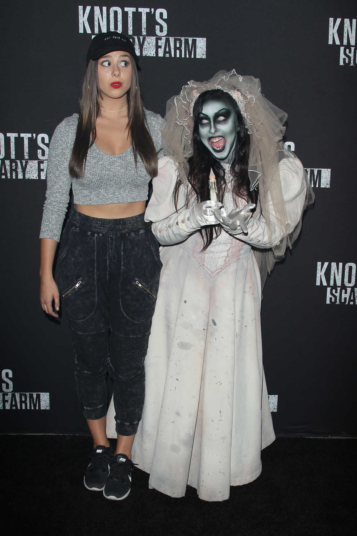 Kira Kosarin at the Knott's Scary Farm Celebrity Night in Buena Park 09/29/2017-3