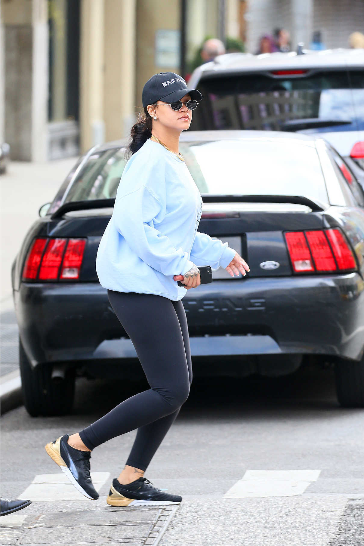 Rihanna Heads to the Gym in New York City 10/12/2017-4
