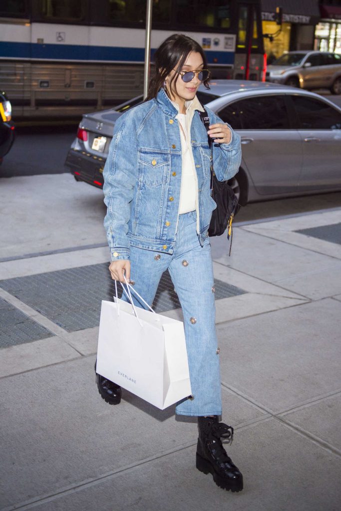 Bella Hadid Was Seen Out in New York City 11/14/2017-1