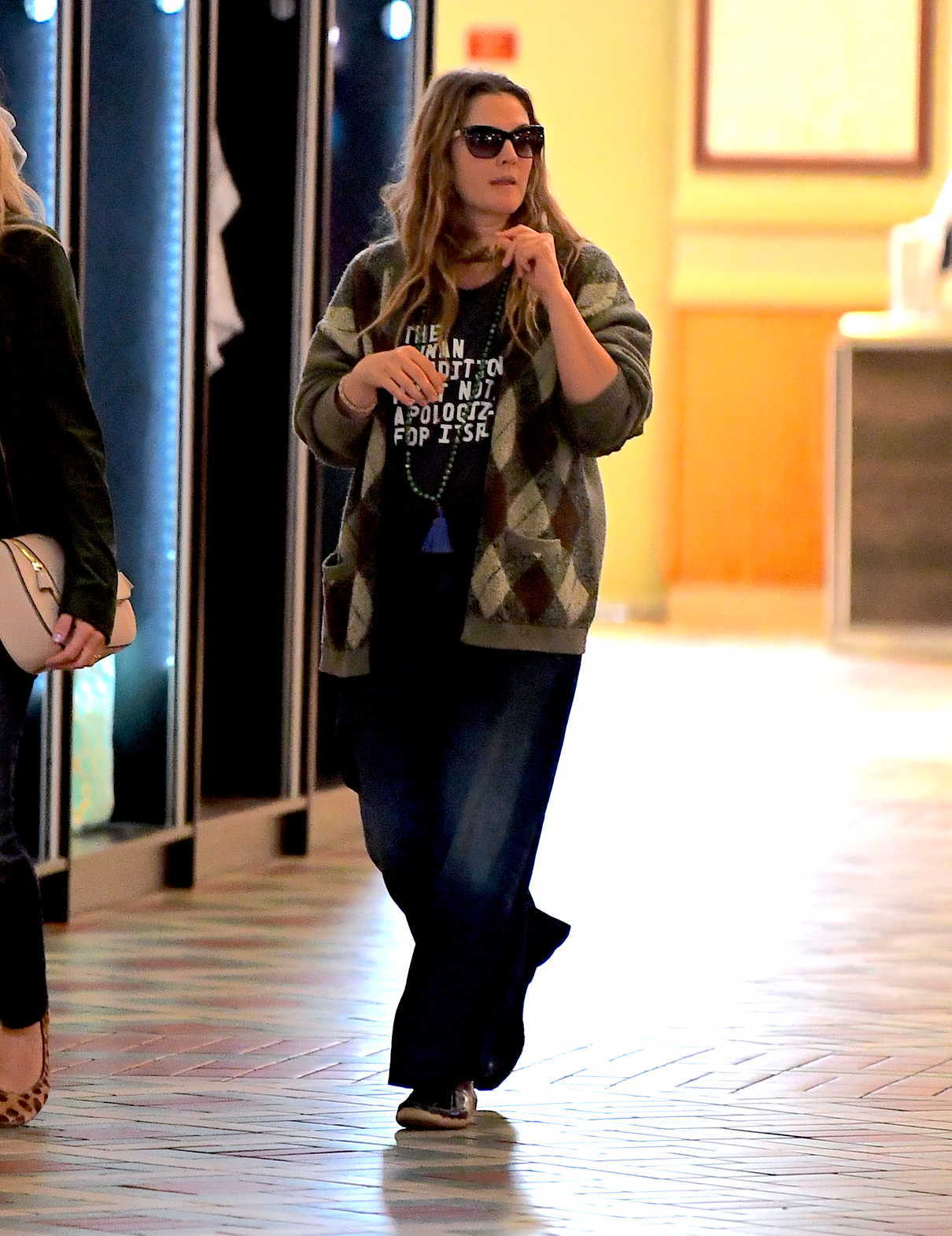 Drew Barrymore Was Seen Out in New York 11/25/2017-4