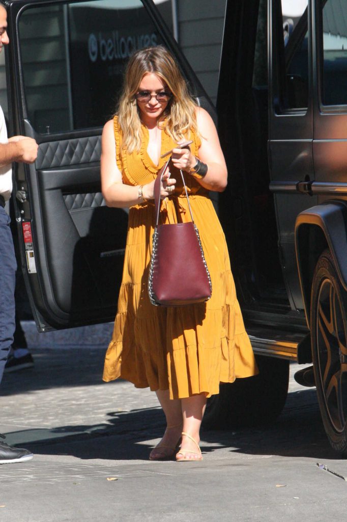 Hilary Duff Was Seen Out in Los Angeles 11/24/2017-1