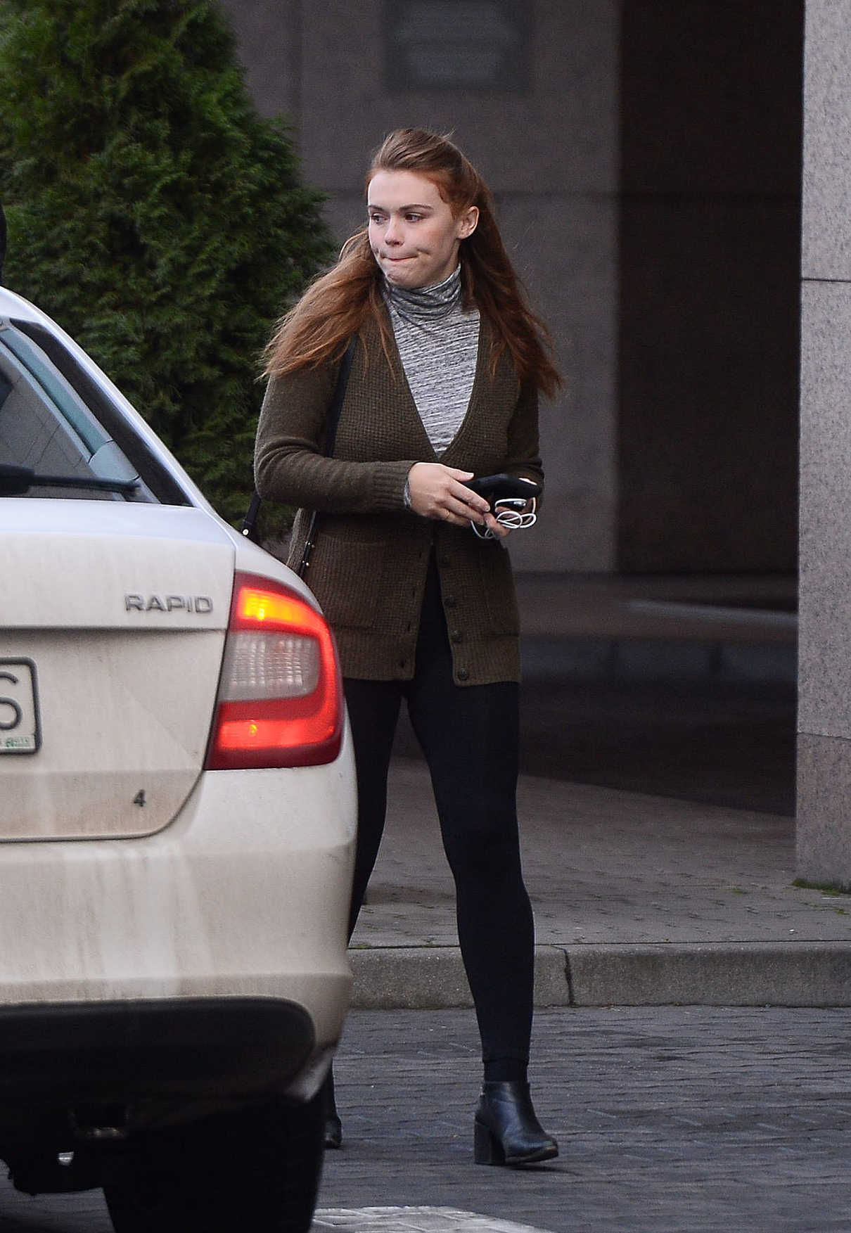 Holland Roden Leaves Her Hotel in Warsaw 11/25/2017-3