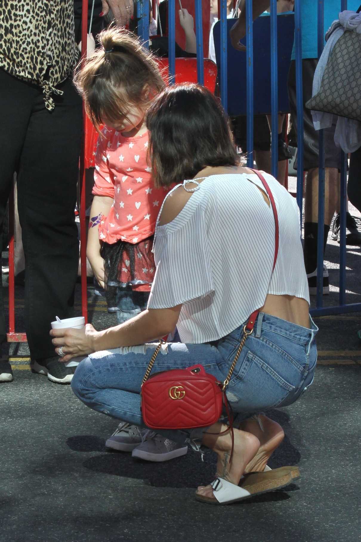 Jenna Dewan Was Seen at the Farmers Market in Studio City 11/26/2017-9