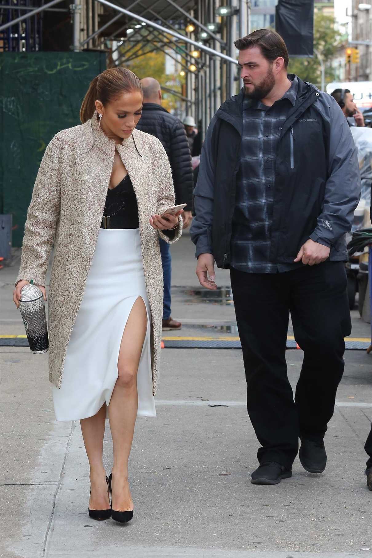 Jennifer Lopez Was Seen Out in New York City 10/30/2017-4