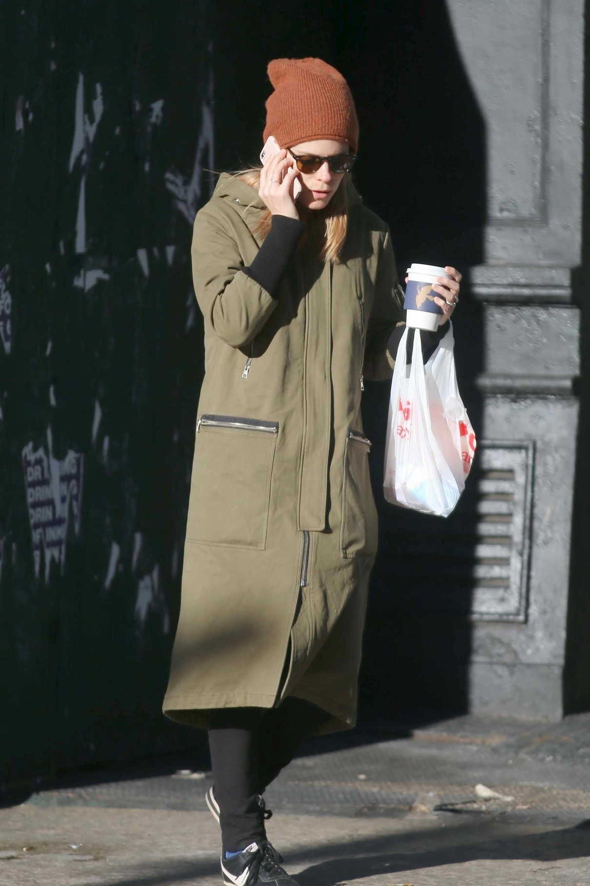 Kate Mara Was Seen Out in NYC 11/10/2017-4
