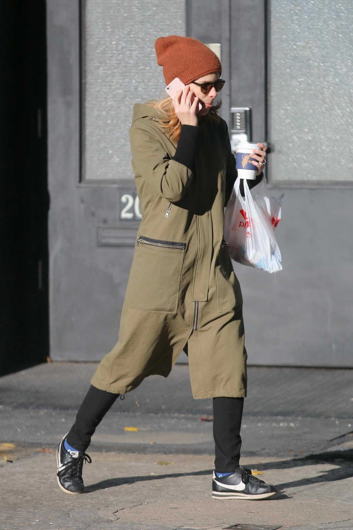 Kate Mara Was Seen Out in NYC 11/10/2017-5