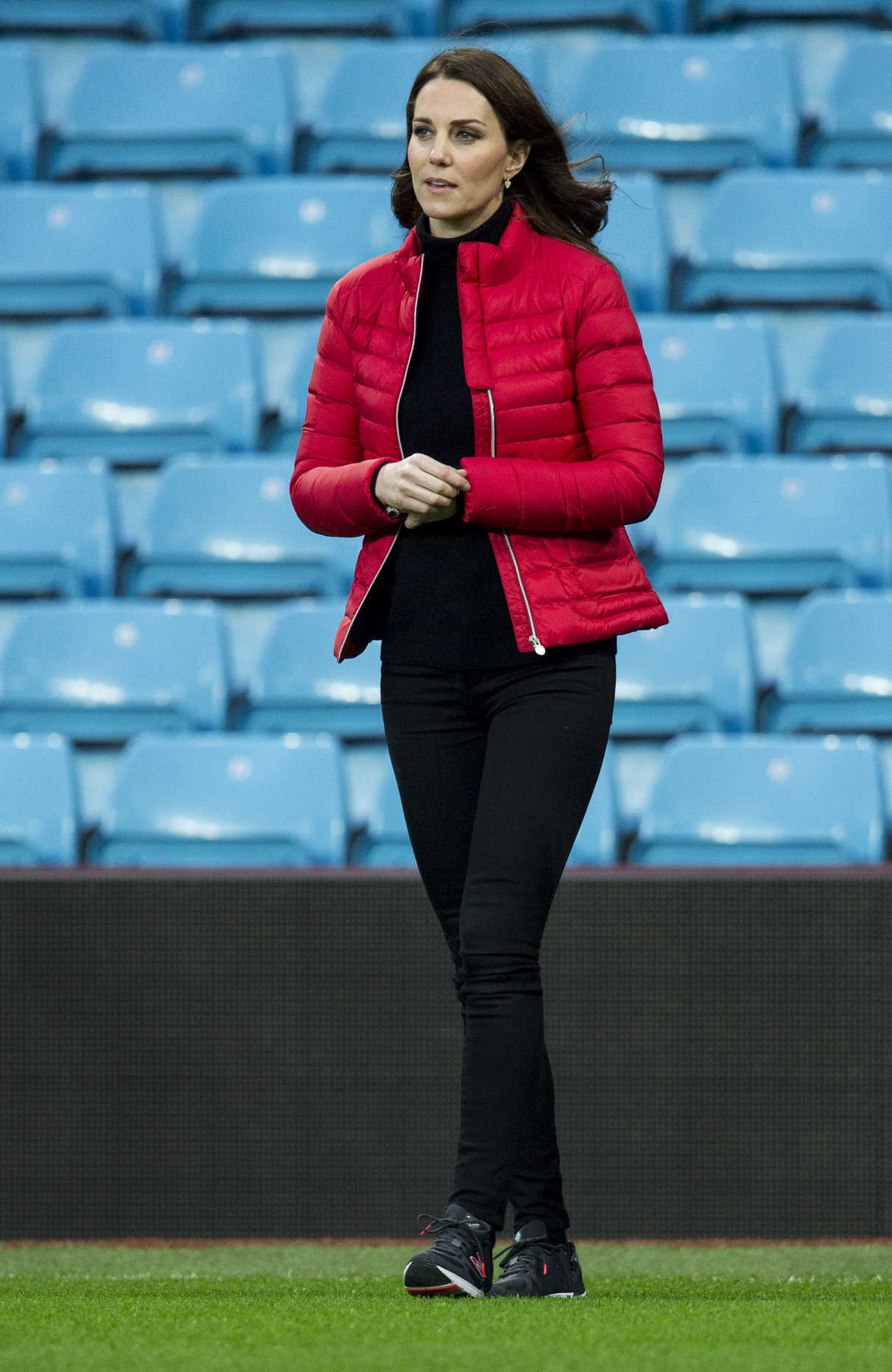 Kate Middleton Visits Aston Villa Football Club in Birmingham 11/22/2017-3