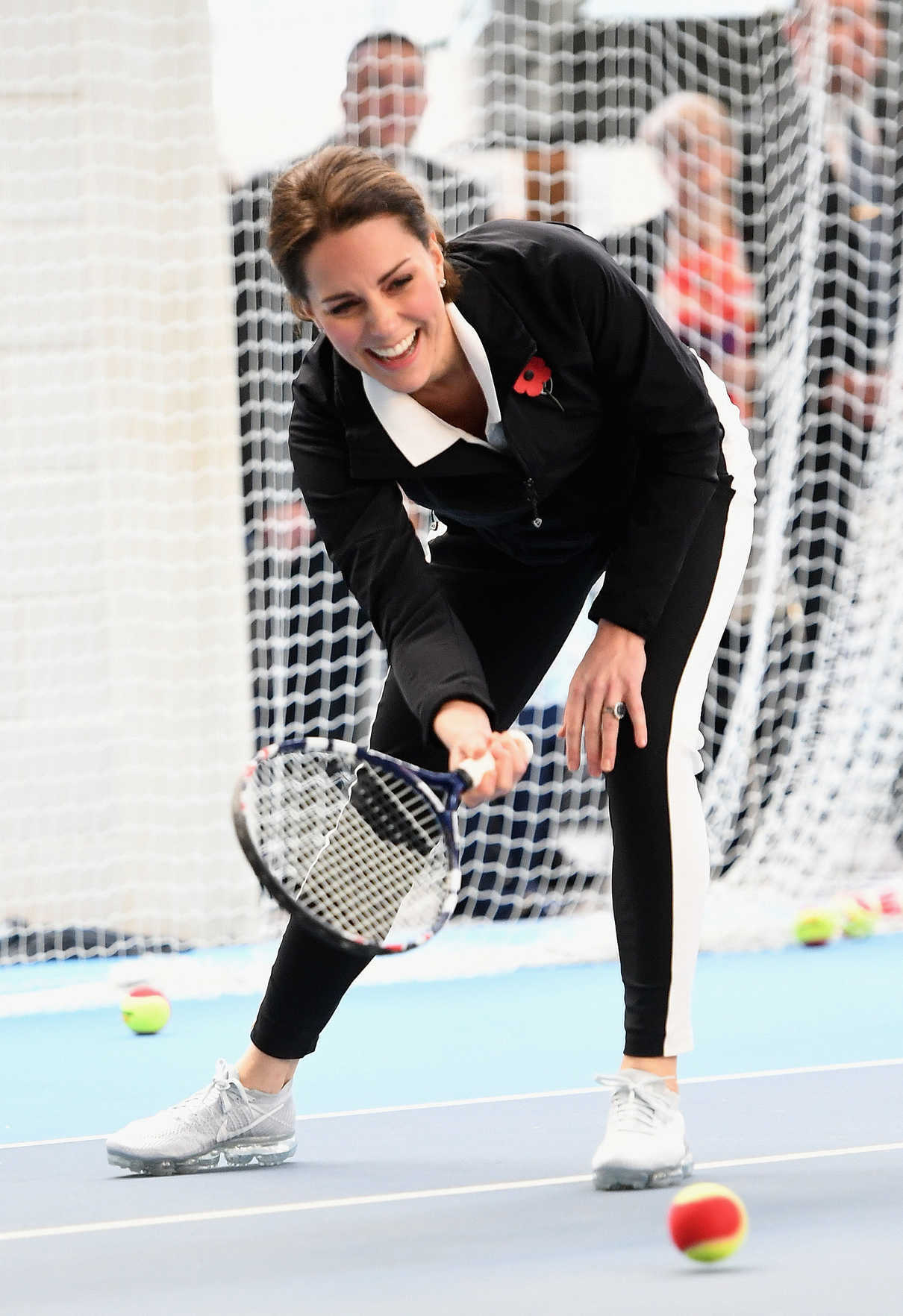 Kate Middleton Visits the Lawn Tennis Association at the National Tennis Centre in London 10/31/2017-3