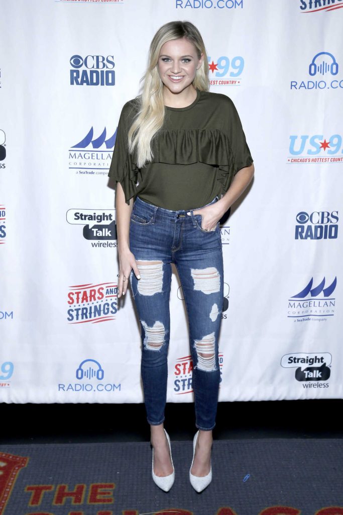 Kelsea Ballerini at CBS Radio 3 Annual Stars and Strings Concert in Chicago 11/15/2017-1