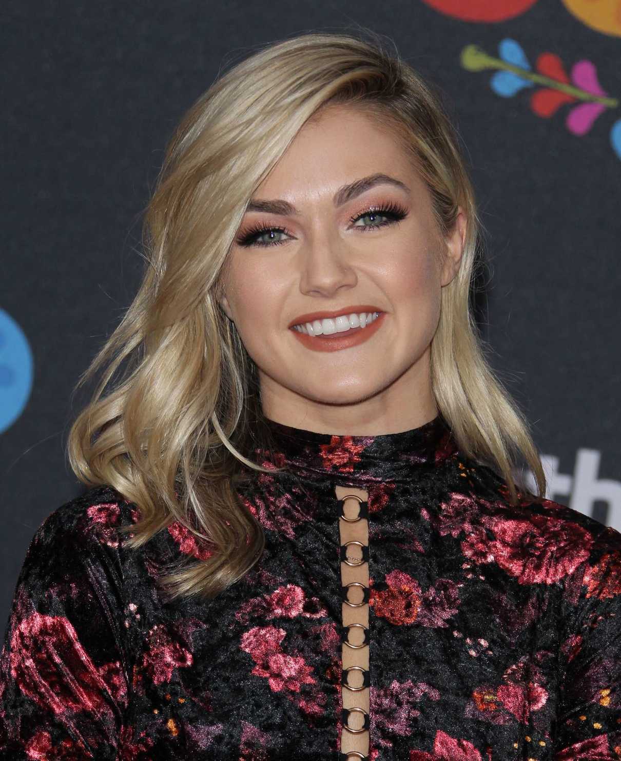 Lindsay Arnold at the Coco Premiere in Los Angeles 11/08/2017-5
