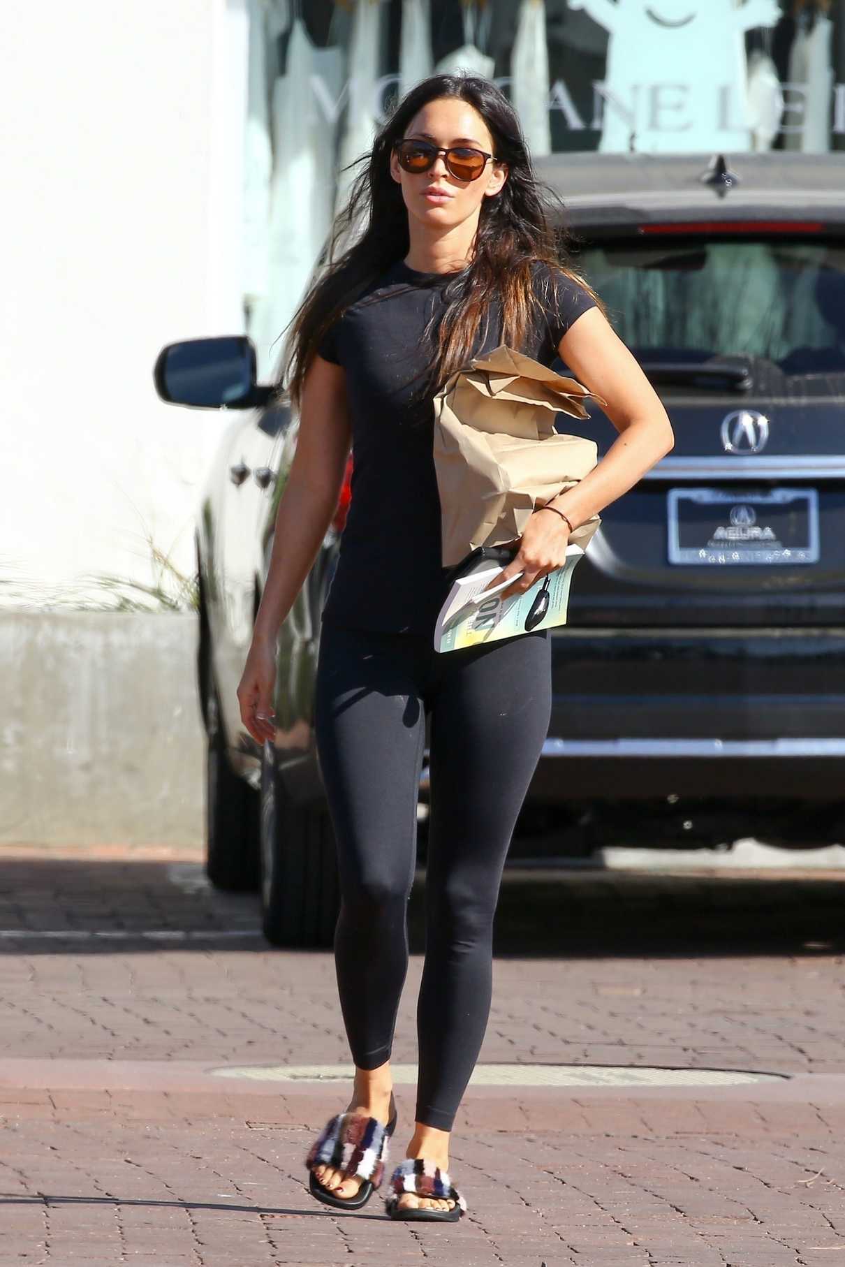 Megan Fox Heads to a Yoga Class in Malibu 11/03/2017-2