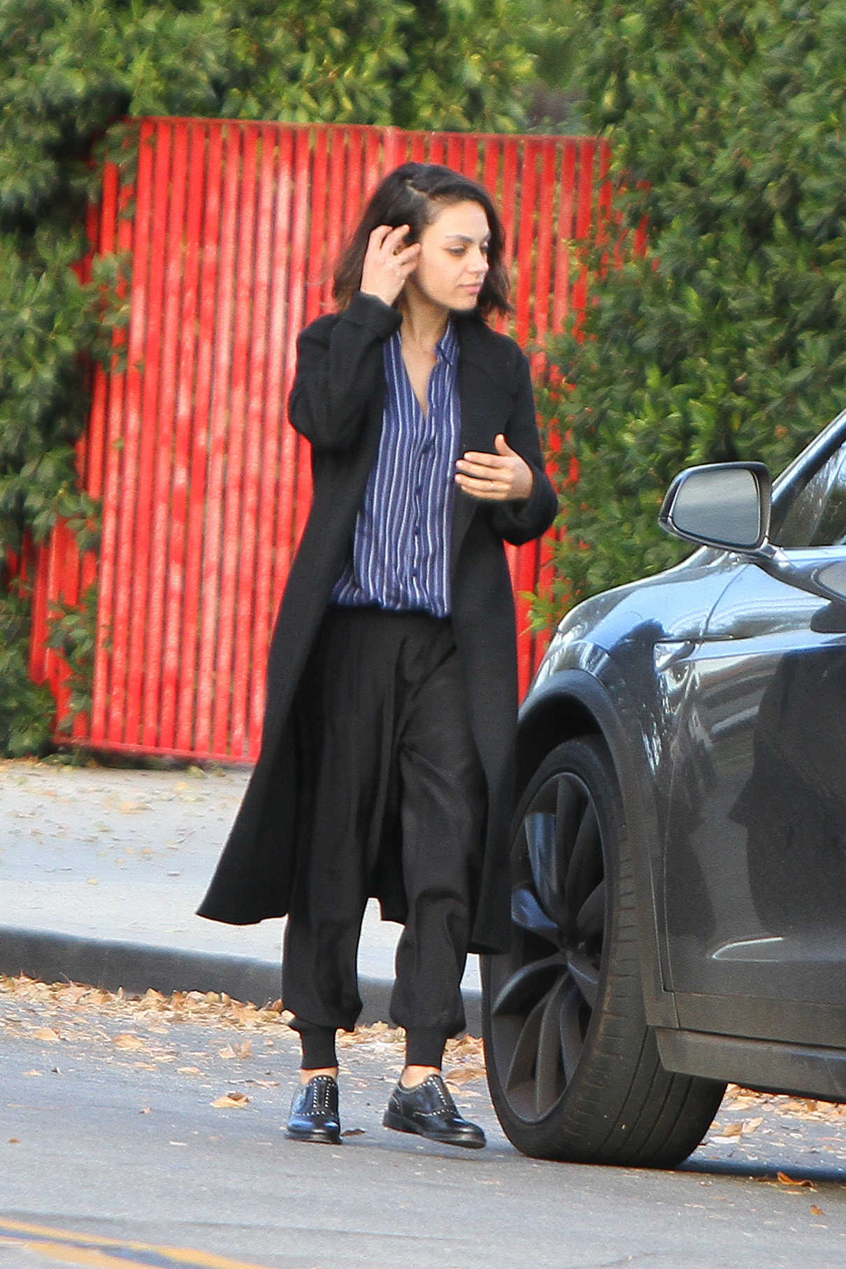 Mila Kunis Was Seen Out in LA 11/29/2017-3