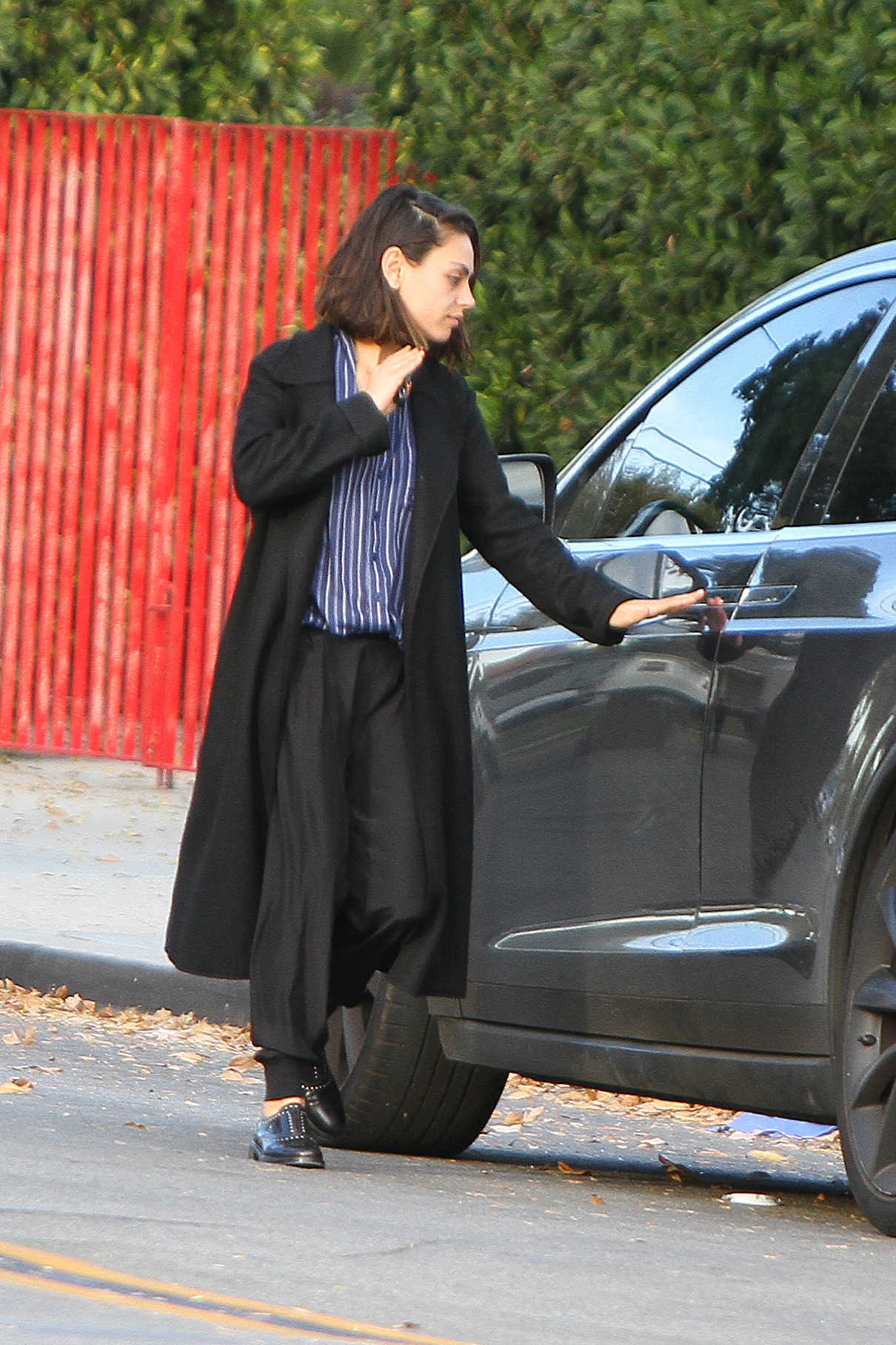 Mila Kunis Was Seen Out in LA 11/29/2017-4