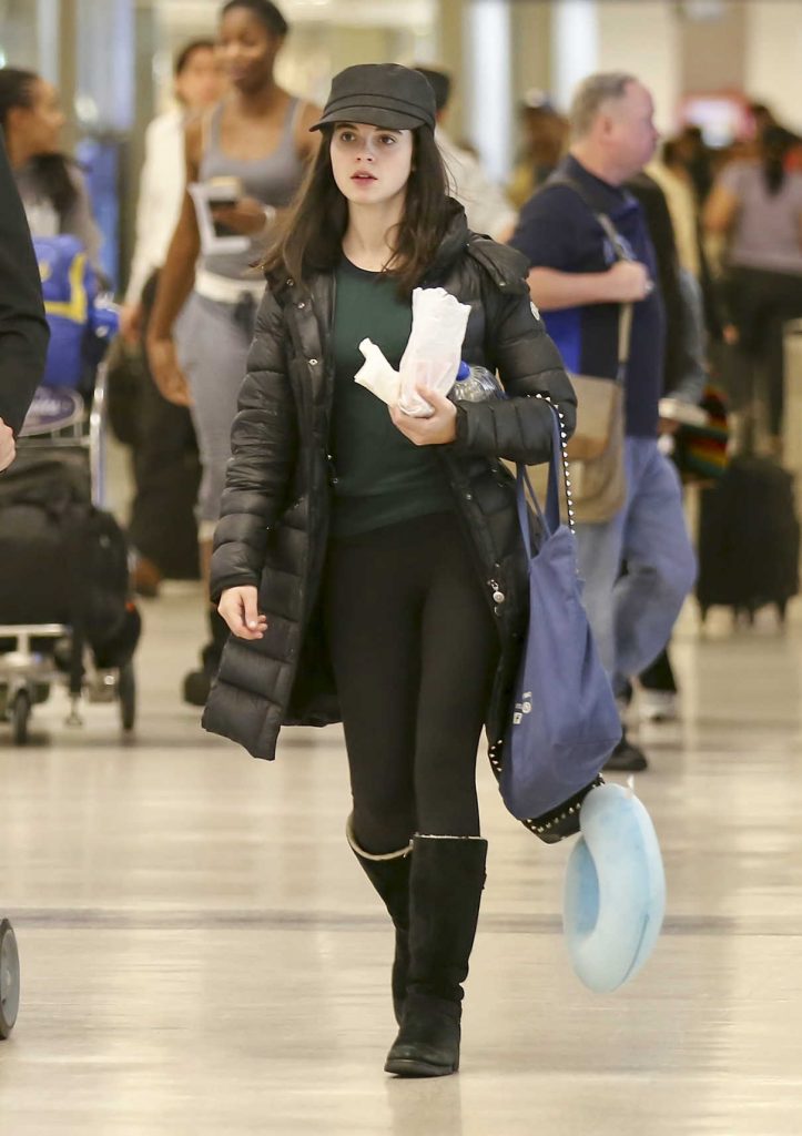 Vanessa Marano Was Spotted at LAX Airport in LA 11/29/2017-1