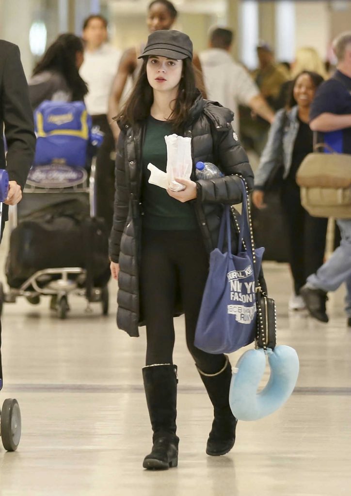 Vanessa Marano Was Spotted at LAX Airport in LA 11/29/2017-2