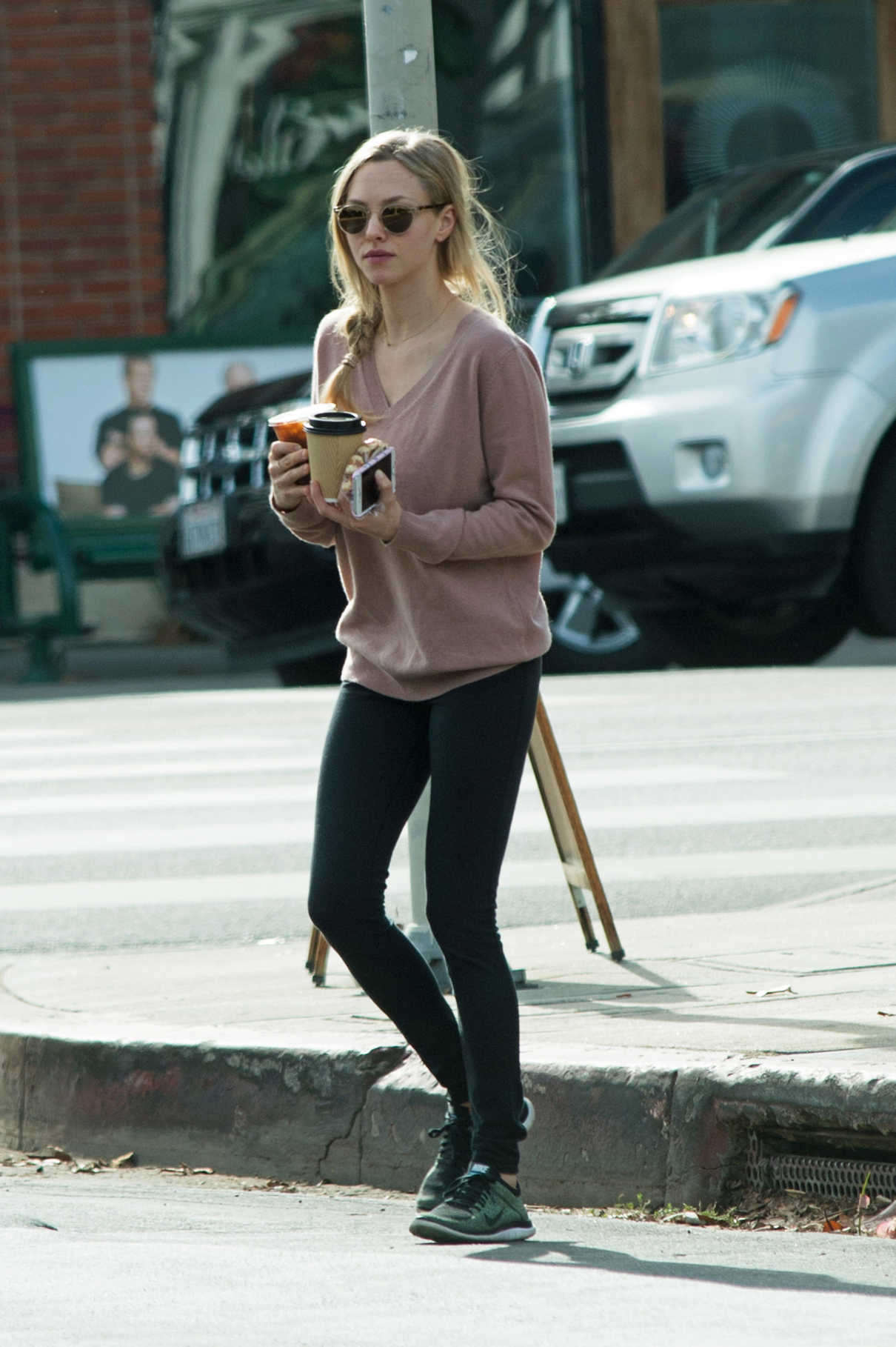 Amanda Seyfried Was Seen Out in Los Angeles 11/29/2017-2