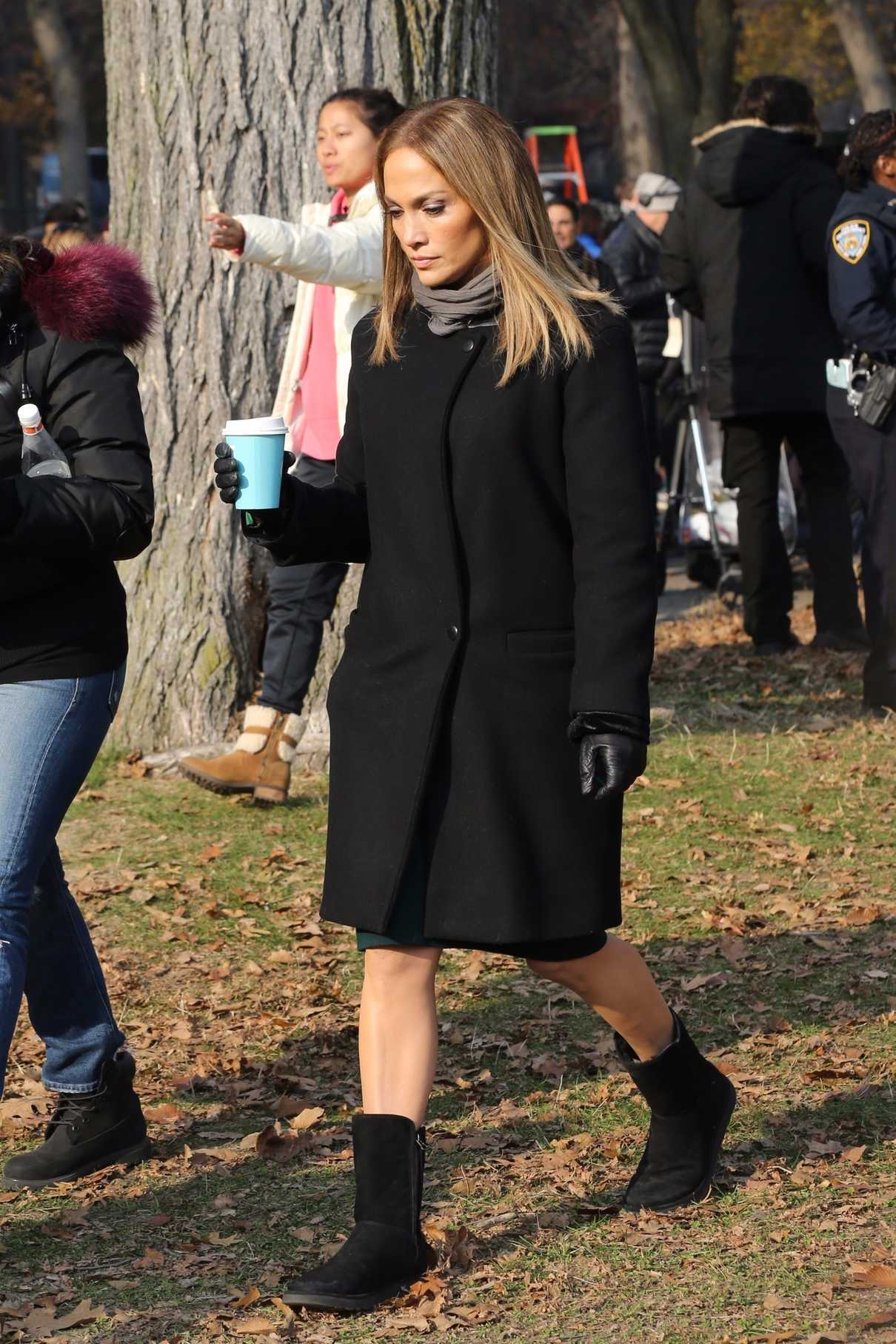Jennifer Lopez on the Set of Second Act in NYC 12/04/2017-5