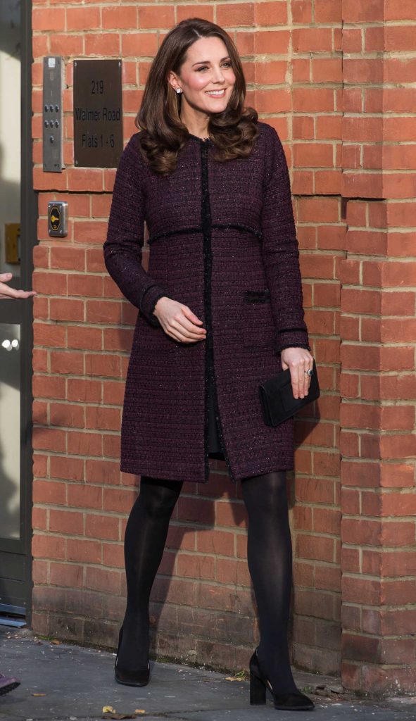 Kate Middleton Attends the Magic Mums Community Christmas Party in London 12/12/2017-1