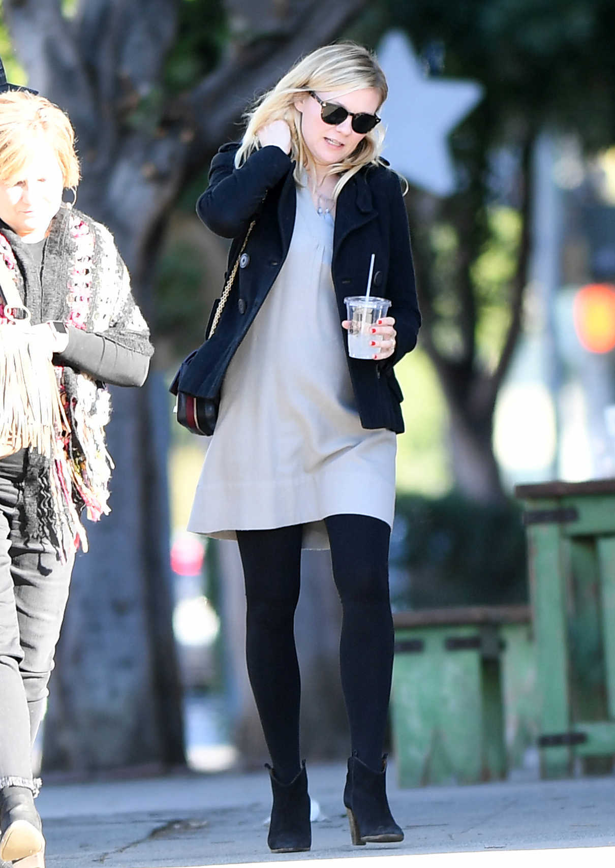 Kirsten Dunst Was Spotted Out in LA 12/21/2017-2