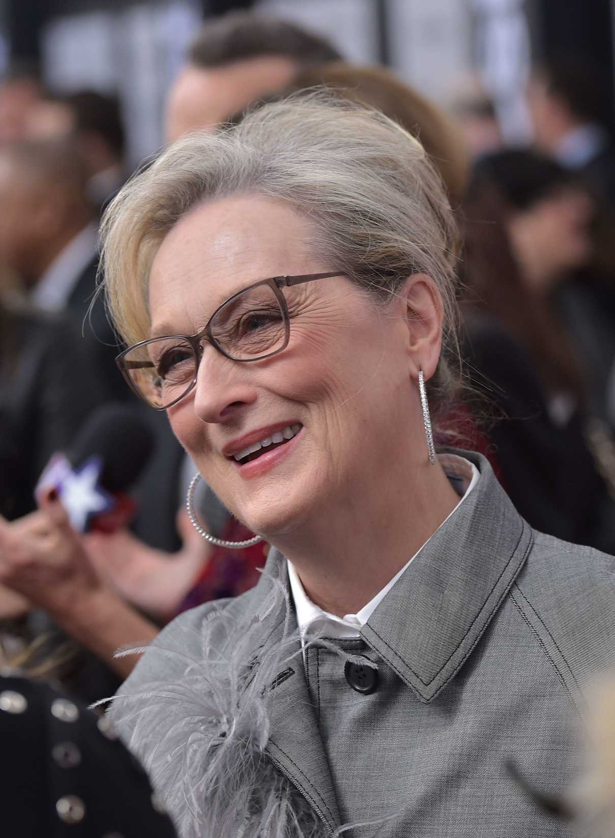 Meryl Streep at The Post Premiere in Washington 12/14/2017-5