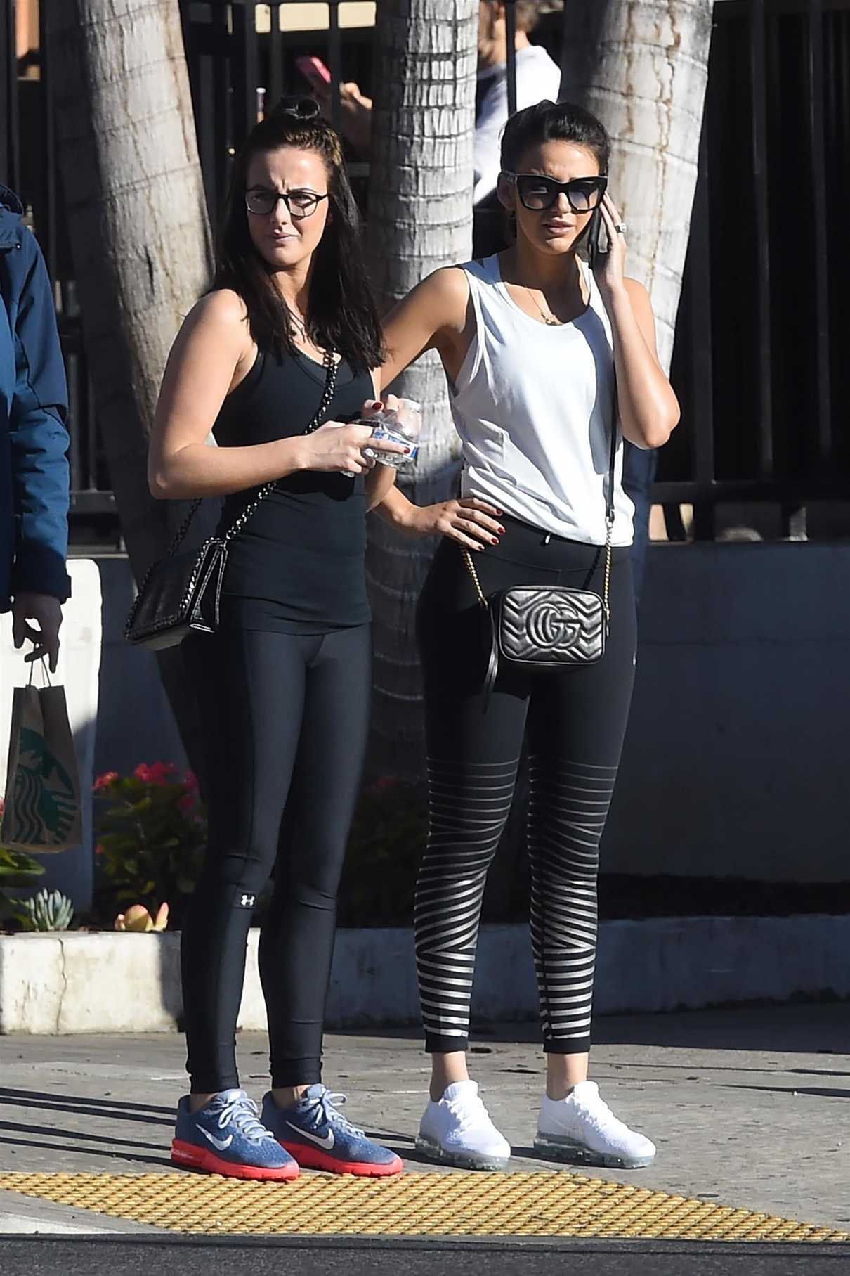 Michelle Keegan Out for a Morning Walk With Friends in Los Angeles 12/28/2017-2