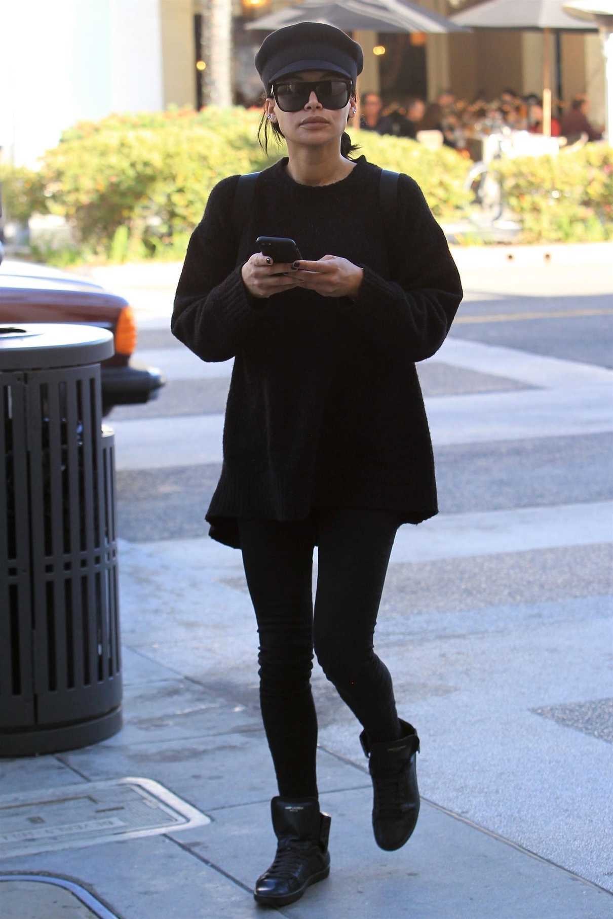 Naya Rivera Leaves a Salon in Beverly Hills 12/28/2017-4