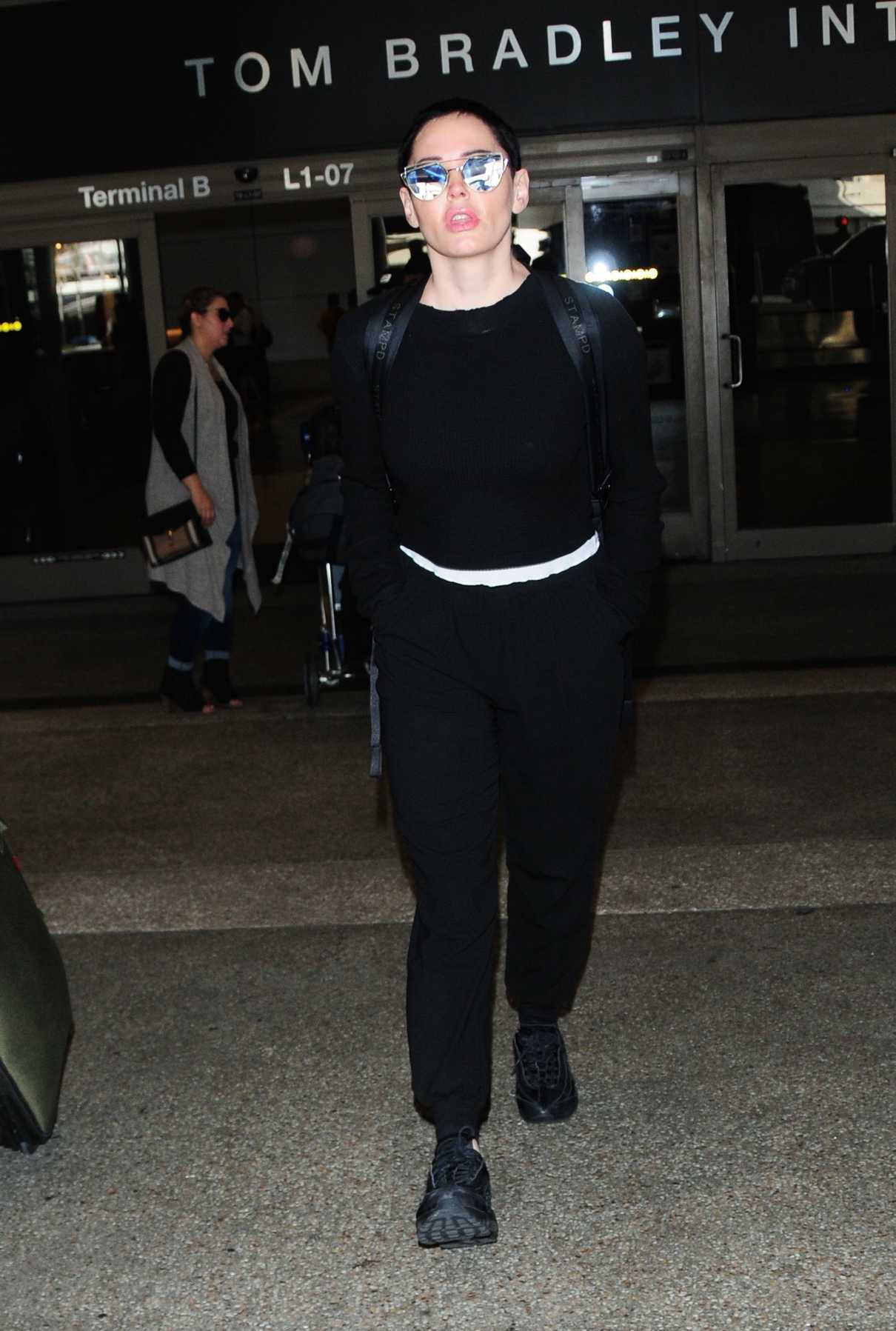 Rose McGowan Was Seen at LAX Airport in Los Angeles 12/04/2017-3