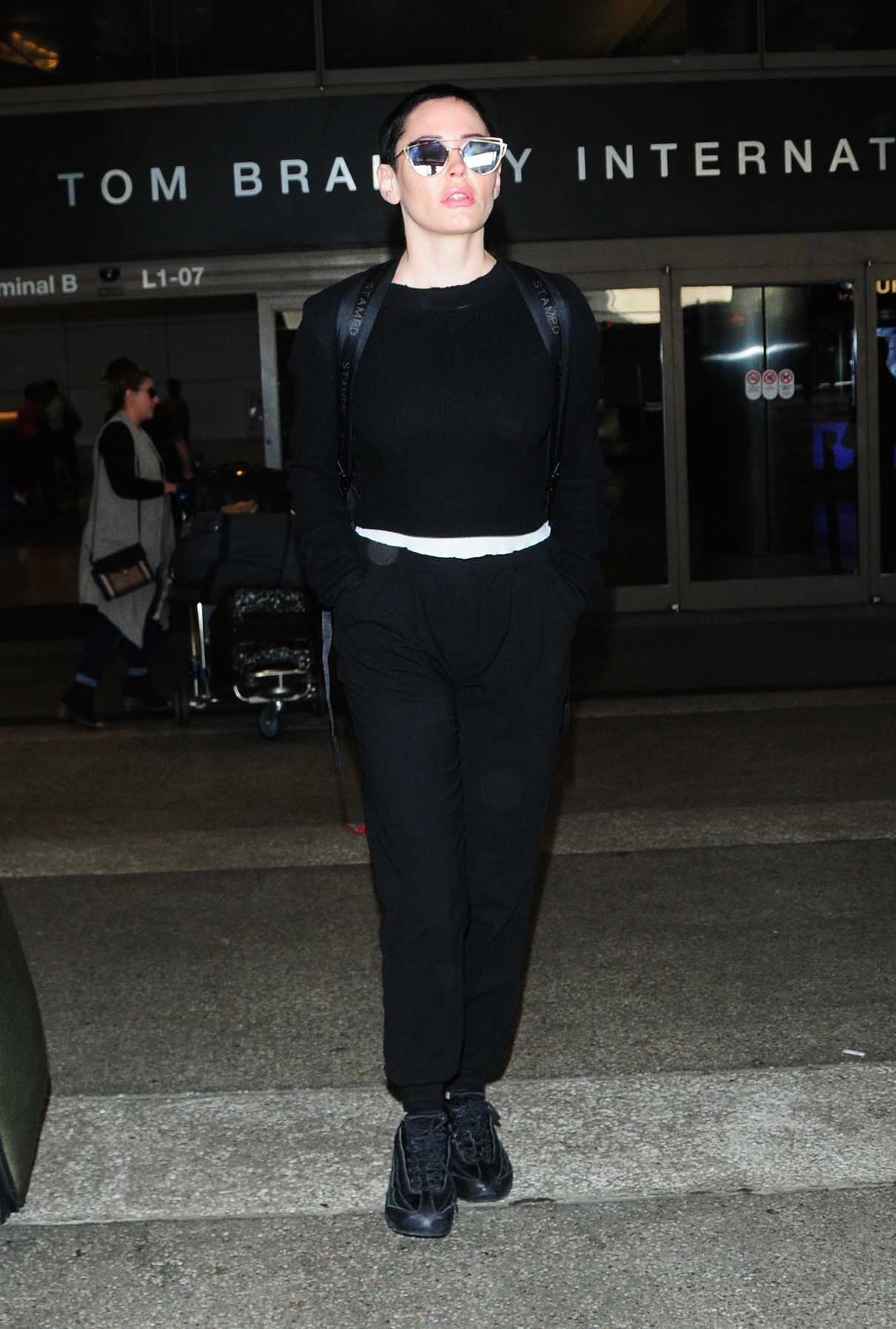 Rose McGowan Was Seen at LAX Airport in Los Angeles 12/04/2017-4