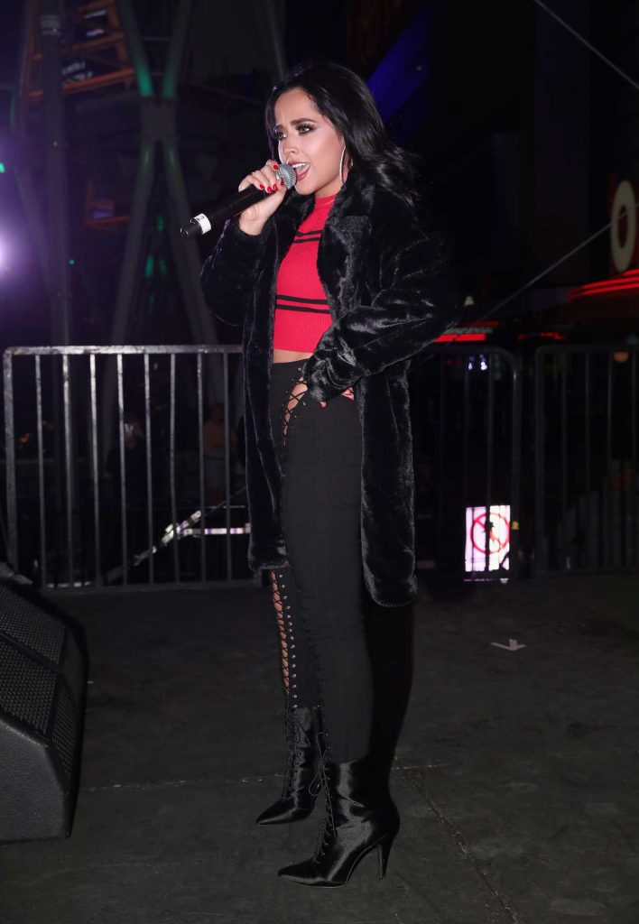 Becky G Arrives at the Calibash Show at Staples Center in Los Angeles 01/20/2018-1