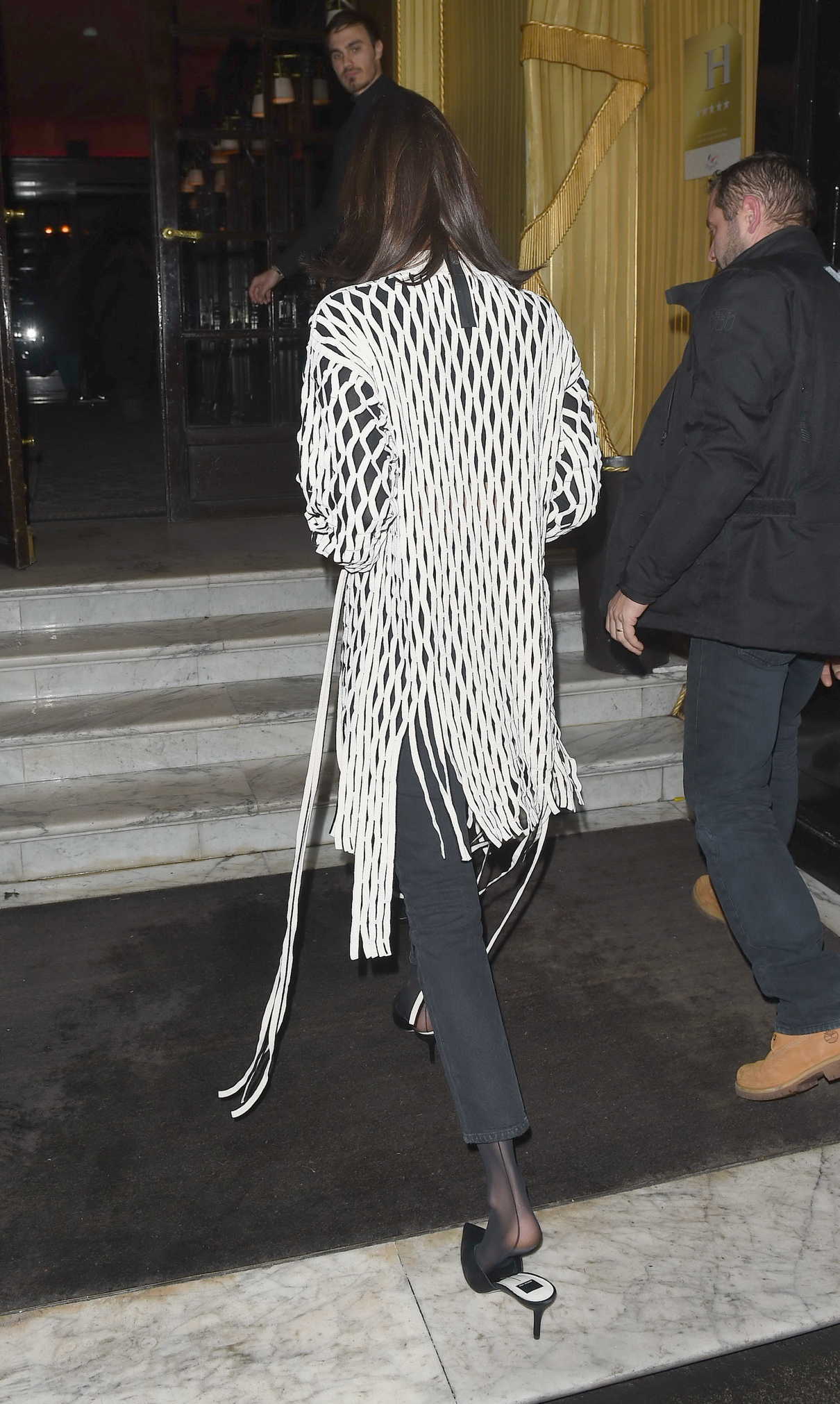 Bella Hadid Arrives at Hotel Costes in Paris 01/20/2018-5