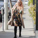 Busy Phillips Gets Some Kreation Juice in West Hollywood 01/02/2018