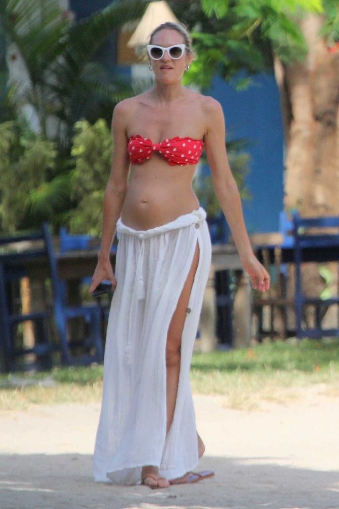 Candice Swanepoel Displays Her Pregnant Belly in Trancoso, Brazil 01/02/2018-1