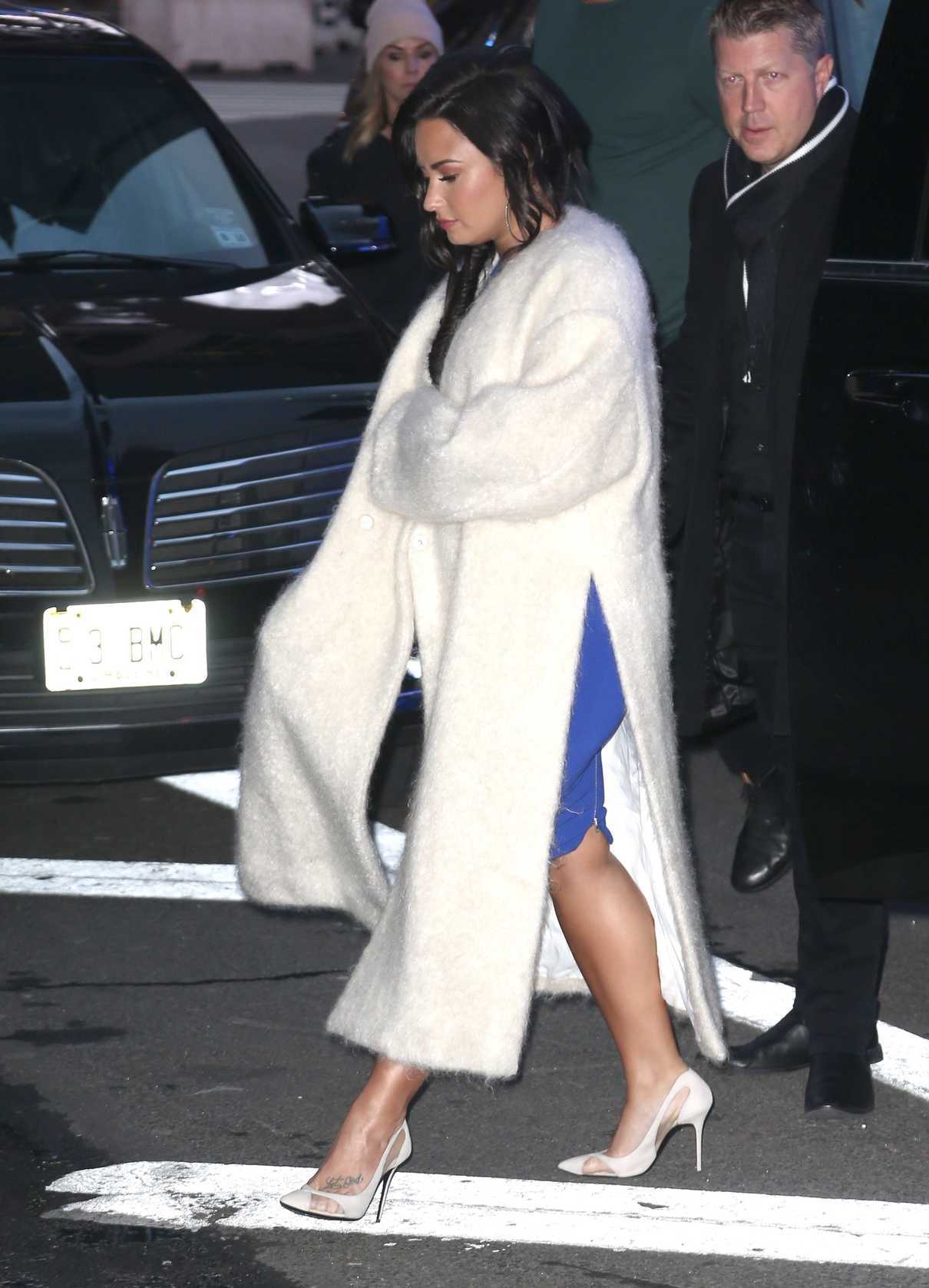 Demi Lovato Arrives to Good Morning America in NYC 01/24/2018-3