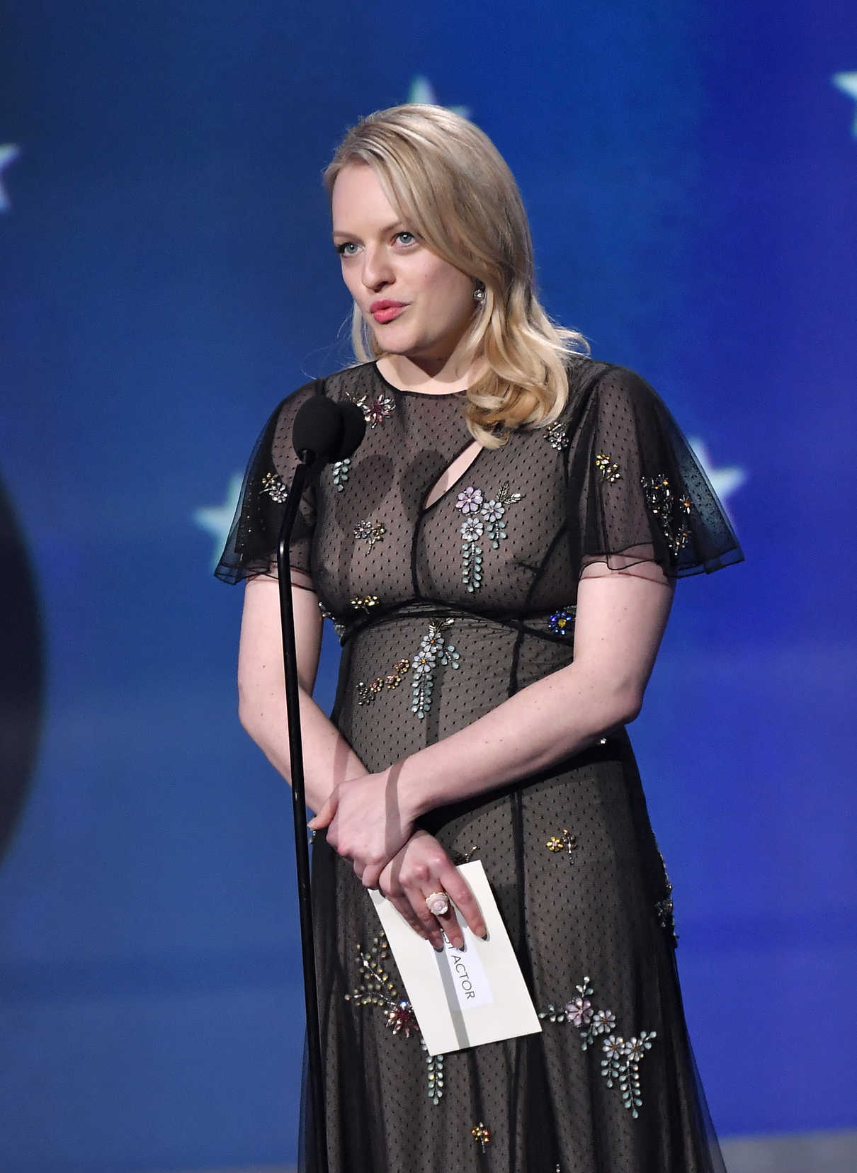 Elisabeth Moss at the 23rd Annual Critics' Choice Awards in Santa Monica 01/11/2018-4