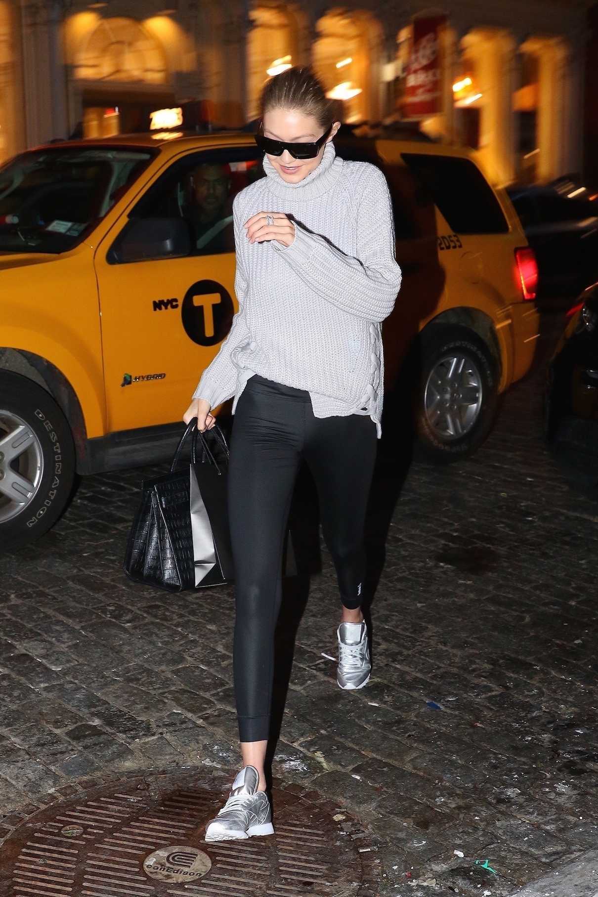Gigi Hadid Returns Home in NYC 01/15/2018-3