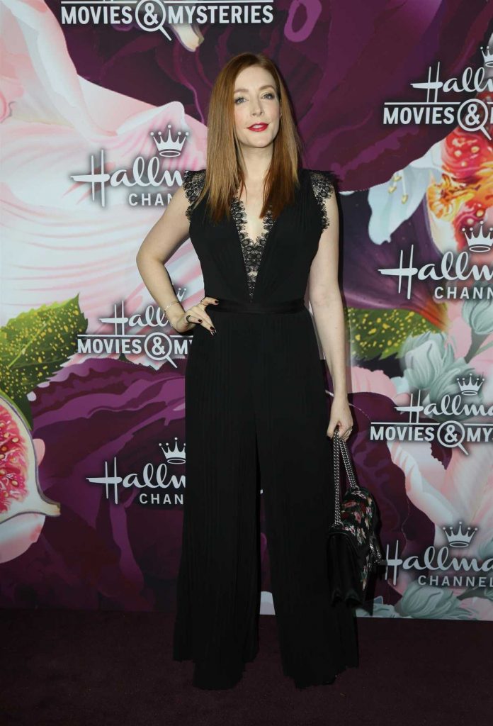 Jennifer Finnigan at the Hallmark Channel All-Star Party During the TCA Winter Press Tour in Los Angeles 01/13/2018-1