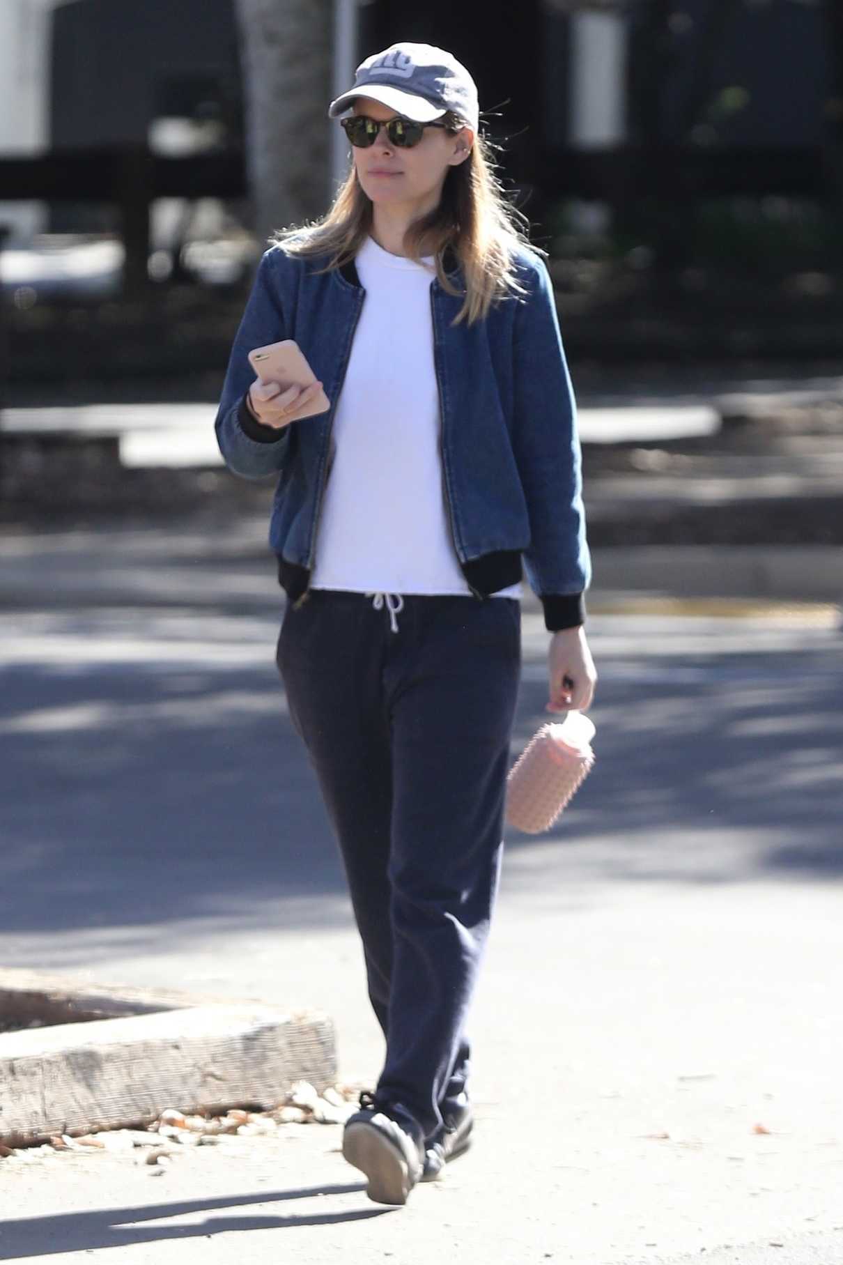 Kate Mara Was Spotted Out in Beverly Hills 01/23/2018-2