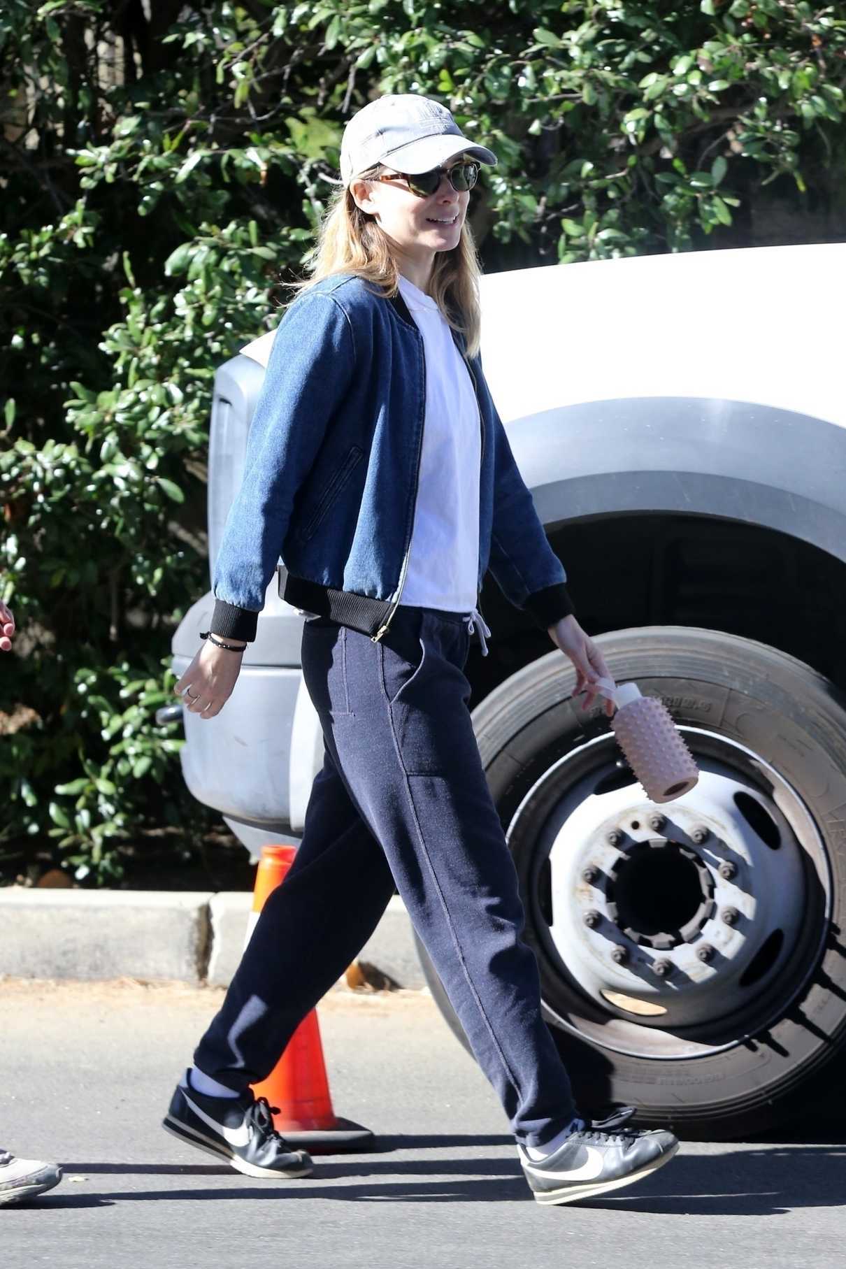 Kate Mara Was Spotted Out in Beverly Hills 01/23/2018-4