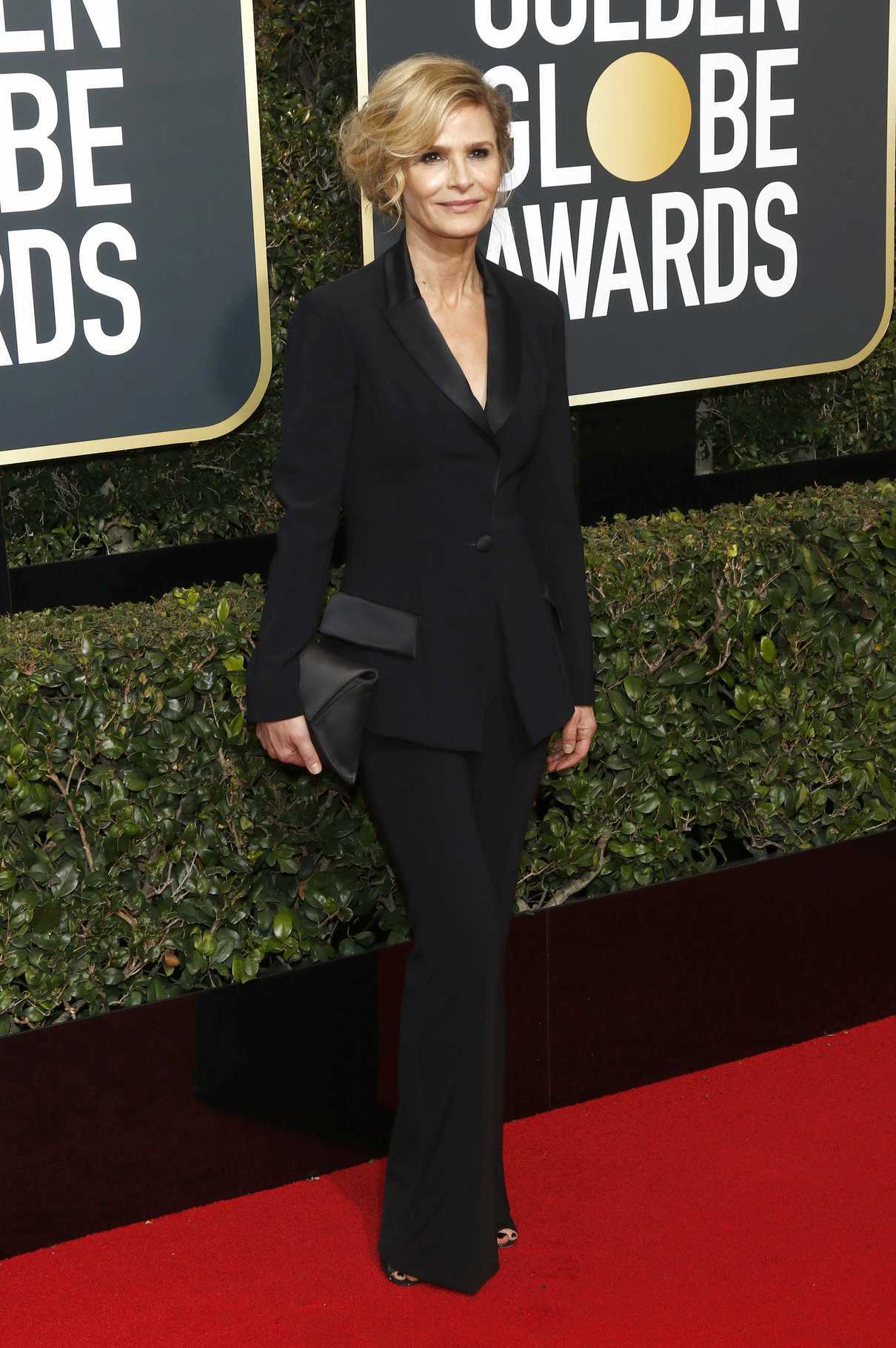 Kyra Sedgwick at the 75th Annual Golden Globe Awards in Beverly Hills 01/07/2018-2