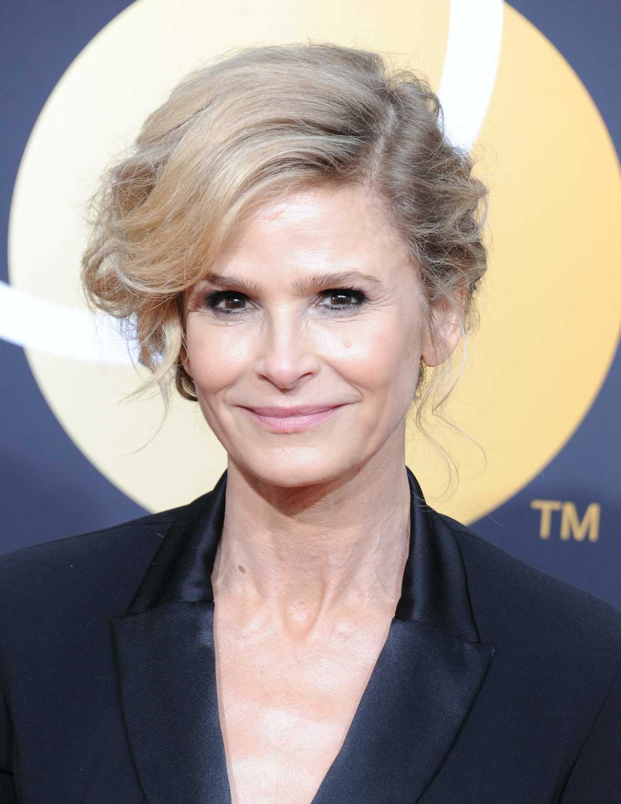 Kyra Sedgwick at the 75th Annual Golden Globe Awards in Beverly Hills 01/07/2018-5